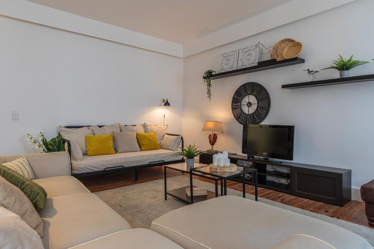 32 -Lovely 2 Bedroom Apt In Principe Real Lisboa Exterior foto