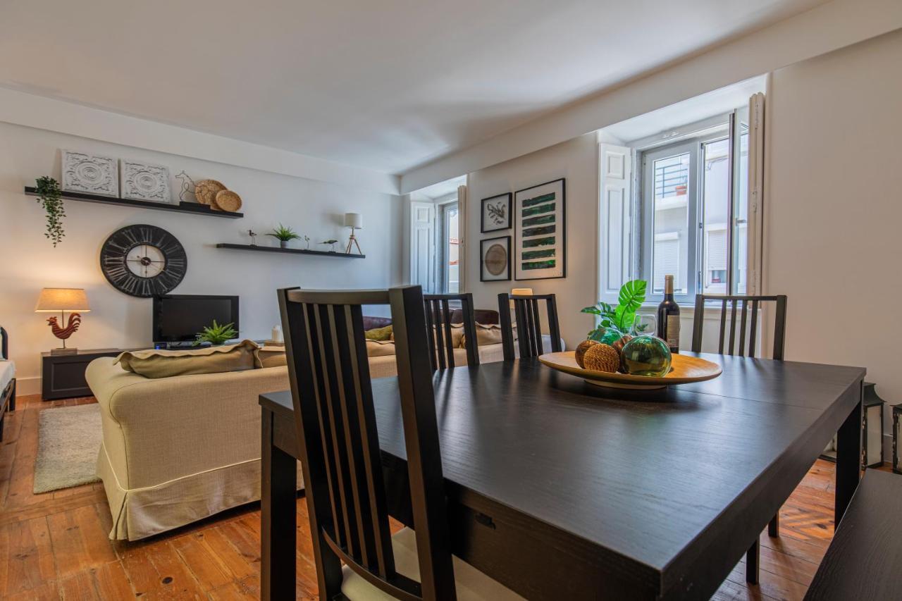 32 -Lovely 2 Bedroom Apt In Principe Real Lisboa Exterior foto